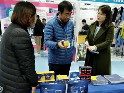 天橋區商務局梁書記蒞臨展位